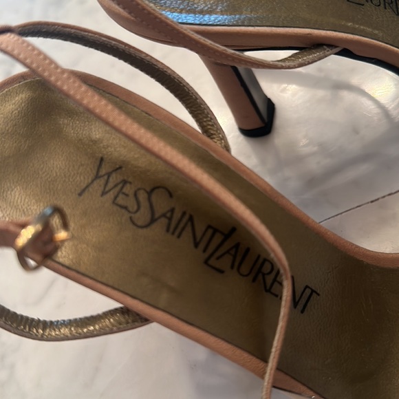Stunning Yves Saint Laurent heels! - Picture 2 of 5